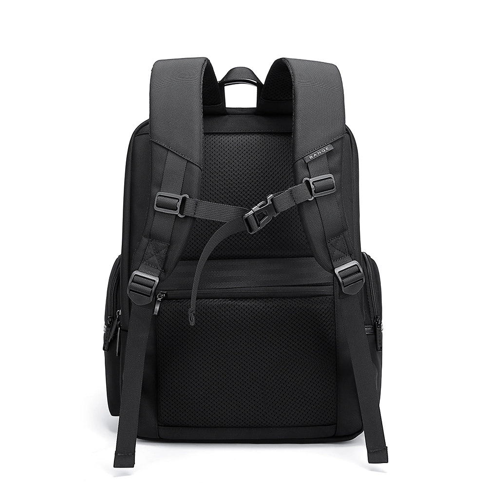 Parte trasera de la mochila The Blackpack de Bange con tirantes ergonómicos acolchados.